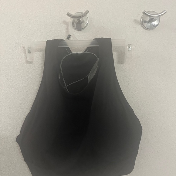 Fabletics High-Neck Sports Bra Size 3X | Black Racerback Activewear Top
⸻ - Picture 9 of 15